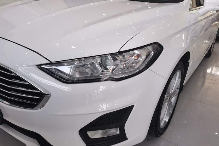 Used Ford Mondeo 2020 EcoBoost 180 Stylish Model Left Front Headlight