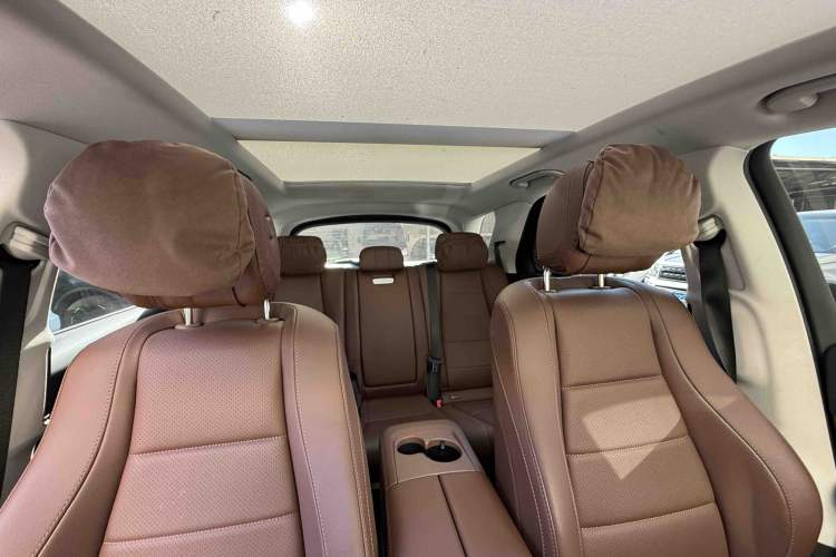 Used Mercedes-Benz GLE 2025 GLE 350 4MATIC Stylish Model
