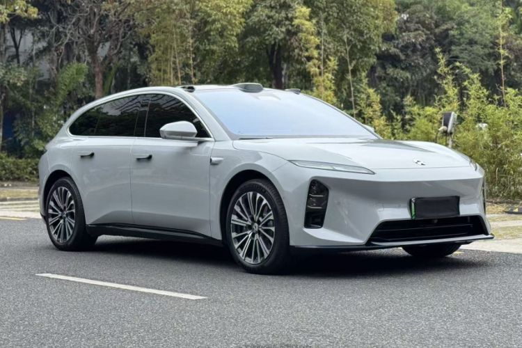 Used Nio ET5T 2025 75 kWh Touring Exterior 6