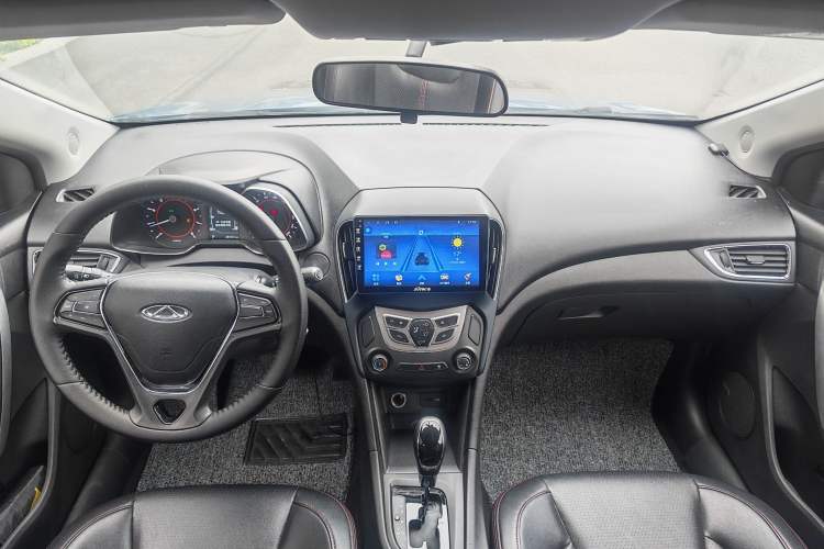 Used Chery Arrizo 5 2016 1.5L CVT Trendsetting Edition Interior 4