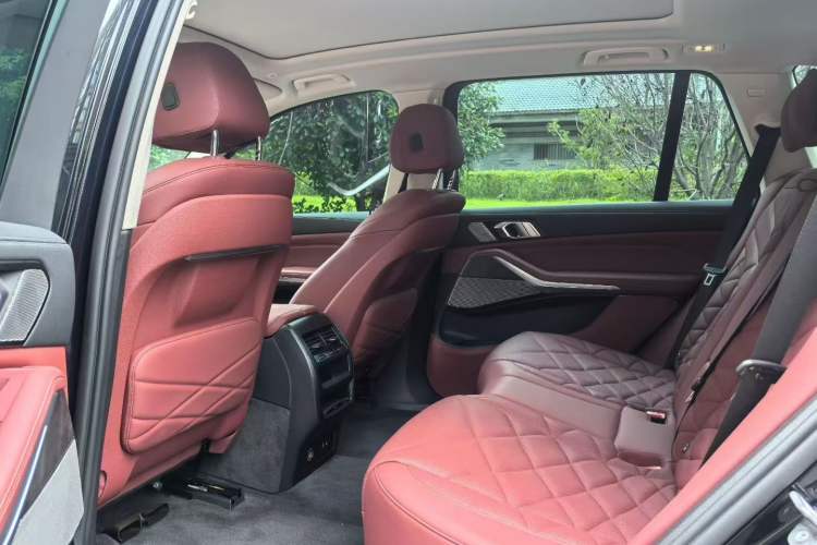 Used BMW X5 2022 Restyled xDrive 30Li Luxury Version M Sport Package