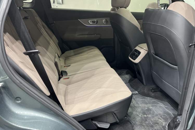 Used Chery Fengyun T8 2025 1.5T 130km Deluxe Version 5 Seats
