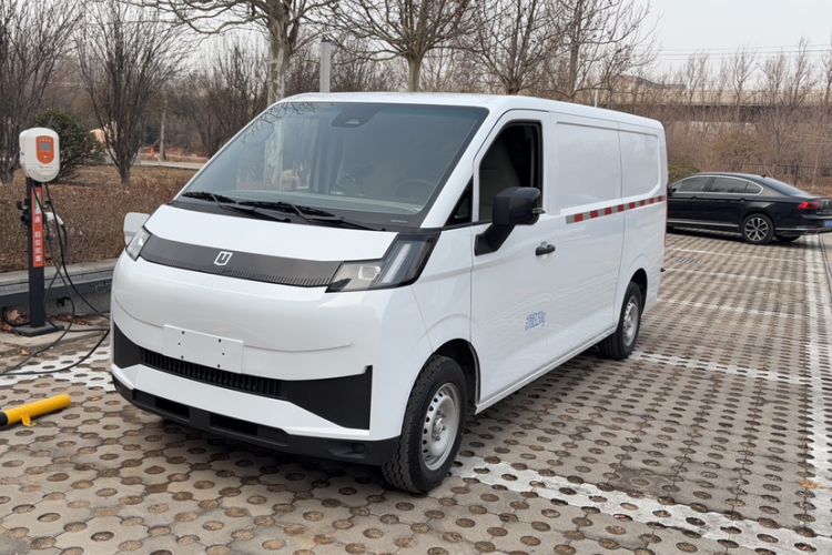 Used Farizon Xingxiang V 2025 Star Enjoy V7E Smart Wealth Edition Xuanwu 51.4 kWh