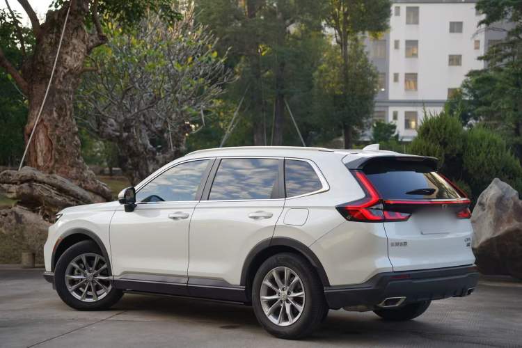 Used Honda CR-V 2023 240TURBO Two-Wheel Drive Deluxe Edition 7 Seats
