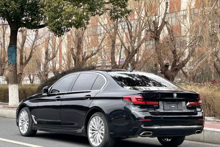 Used BMW 5 Series 2021 530Li Luxury Edition Premium Package Exterior 4