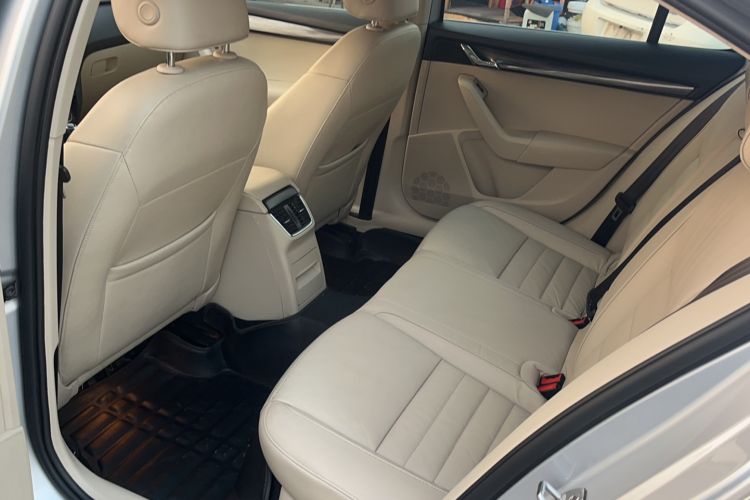 Used Skoda Octavia 2016 1.6L Automatic Smart Drive Edition