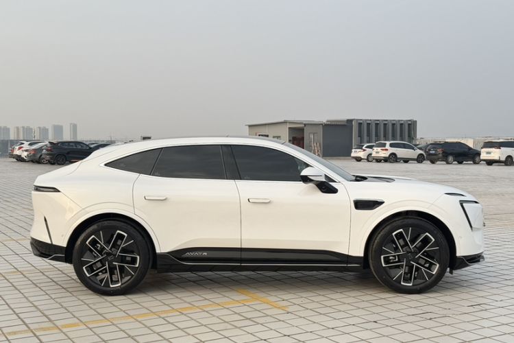 Used Avatr 11 2024 580 Three-Laser Four-Wheel Drive Luxury Edition
