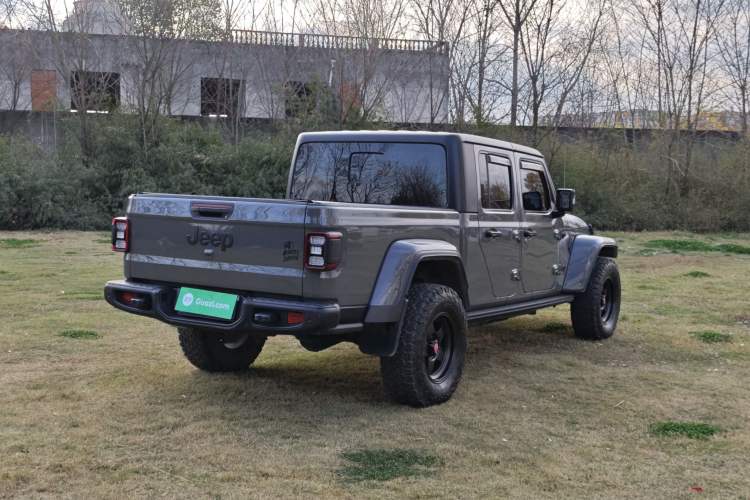 Used Jeep Gladiator 2022 3.6L Pioneer Edition