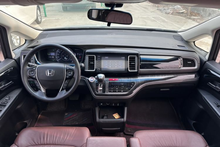 Used Honda Elysion 2019 2.0L Hybrid Supreme Edition
