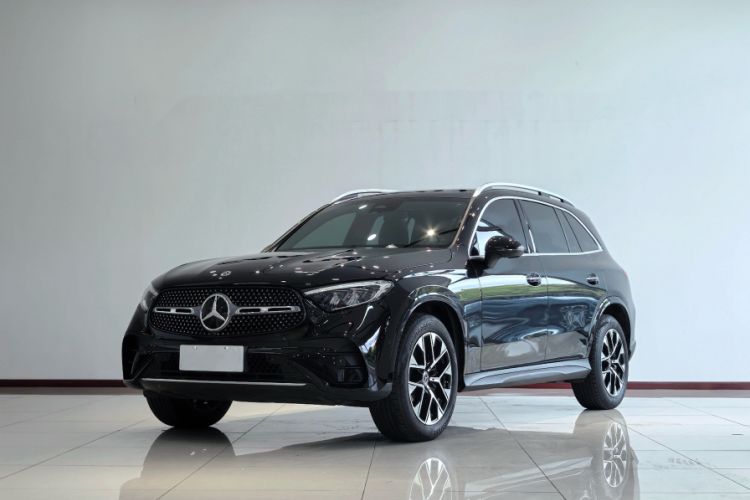 Used Mercedes-Benz GLC 2023 Facelift GLC 260 L 4MATIC Luxury Version 5 Seats