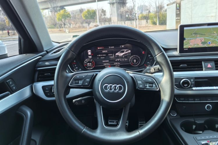 Used Audi A4L 2018 30th Anniversary Edition 40 TFSI Fashion Model