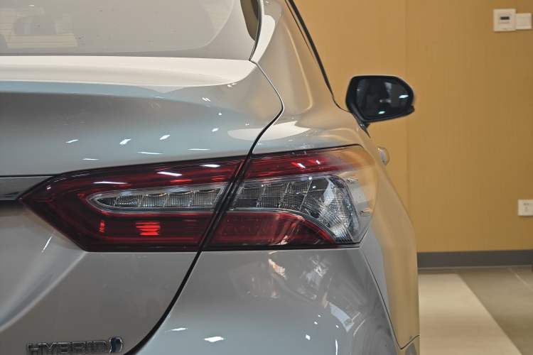 Used Toyota Camry 2019 Dual-Engine 2.5 HG Luxury Edition China VI Standard
