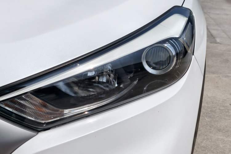 Used Hyundai Tucson 2018 1.6T Dual-Clutch Two-Wheel Drive 15th Anniversary Special Edition
