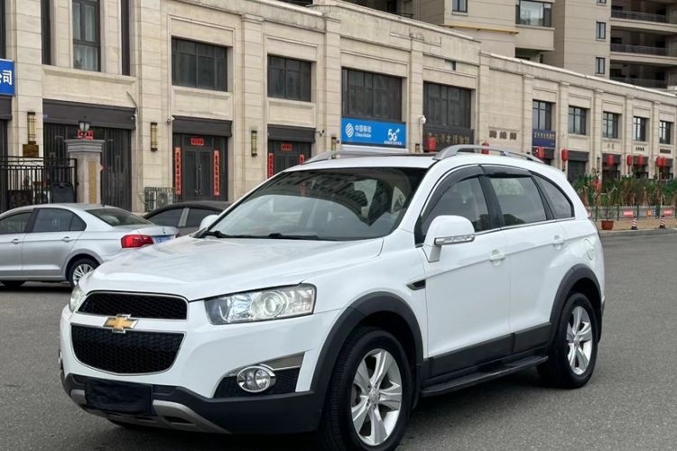 Used Chevrolet Captiva 2012 2.4L 4x4 Flagship Edition 7 Seats