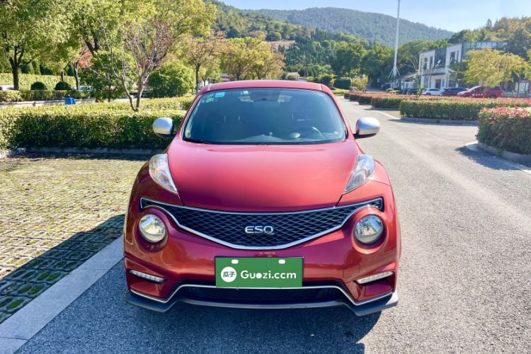 Used Infiniti ESQ 2014 1.6L Spontaneous Edition
