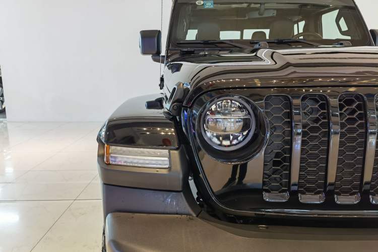 Used Jeep Gladiator 2022 3.6L Pioneer Edition
