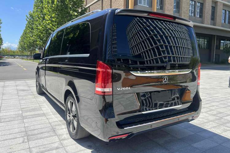 Used Mercedes-Benz V-Class 2021 V 260 L Long Wheelbase Prestige Edition