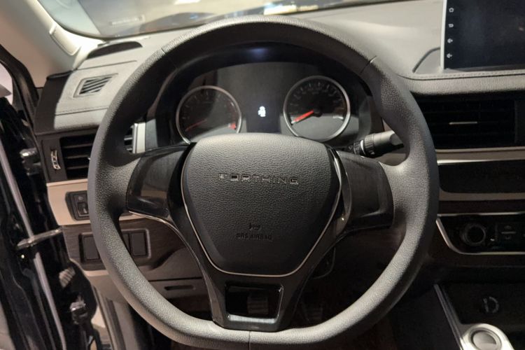 Used FORTHING T5 2023 Grand Edition 1.6L Manual Dream Version Five Seats