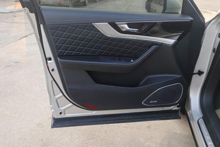 Used Hongqi HS5 2019 2.0T Smart Connect Flagship Edition