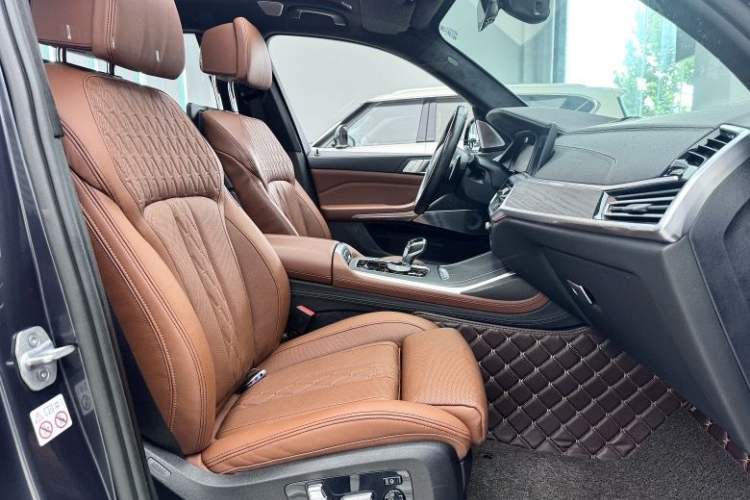 Used BMW X7 2019 xDrive40i Executive Model M Sport Package
