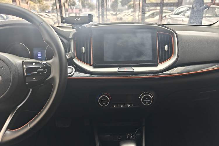 Used Kia kx1 Stonic 2019 1.4L Automatic Fun Edition China VI
