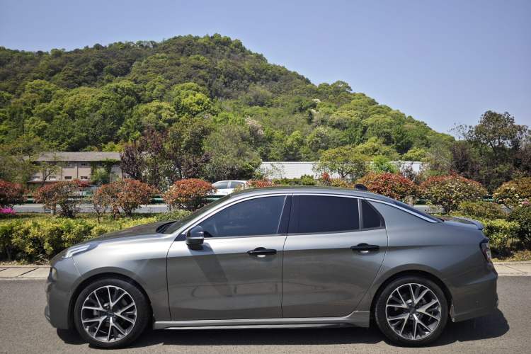 Used Lynk & Co 03 2022 2.0TD DCT JingPro