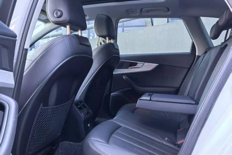 Used Audi A4 2020 Avant Avant-garde 40 TFSI Fashionable and Dynamic Model
