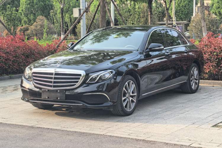 Used Mercedes-Benz E-Class 2019 E 260 L Exterior 1
