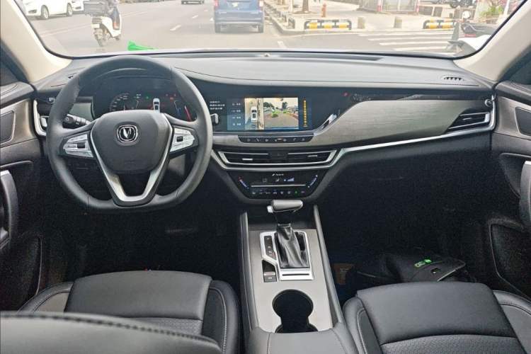 Used Changan CS35PLUS 2019 1.4T DCT Smart Connect Blue Whale Edition
