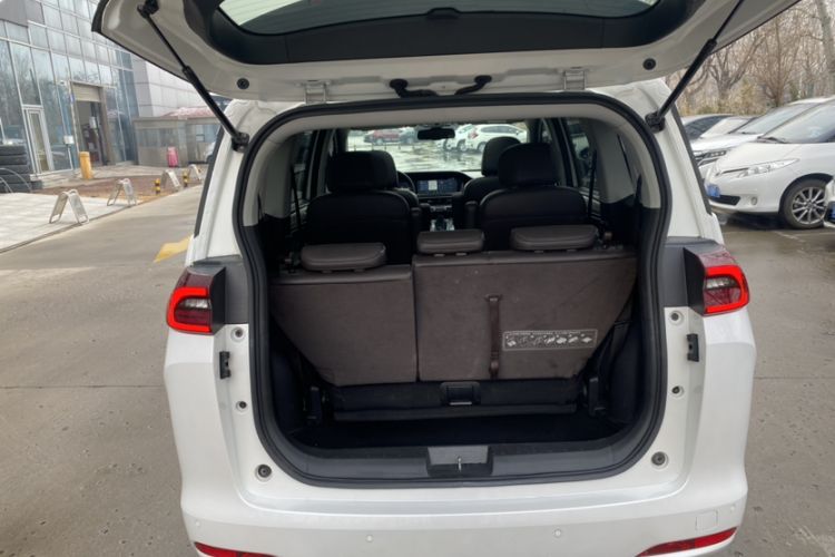 Used GAC Trumpchi M6 2019 270T DCT Prestige Edition (7-seater) China VI