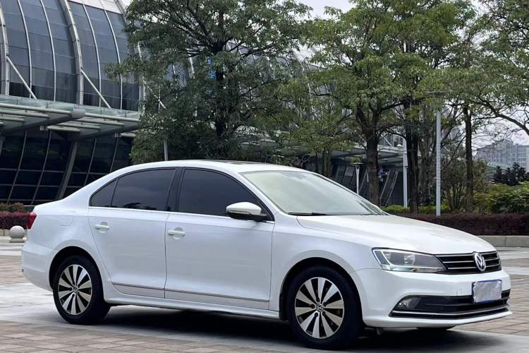 Used Volkswagen Sagitar 2018 180TSI DSG Prestige Edition Exterior 3