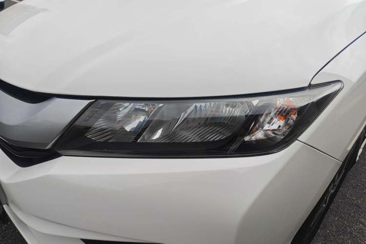 Used Honda City 2015 1.5L CVT Comfort Version Left Front Headlight