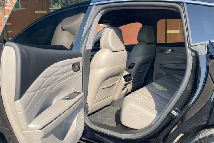 Used Geely Galaxy Galaxy 8 2025 130km EM-P Starship Edition