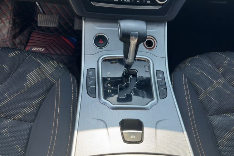 Used Land X7 2015 2.0T Panoramic Luxury Edition