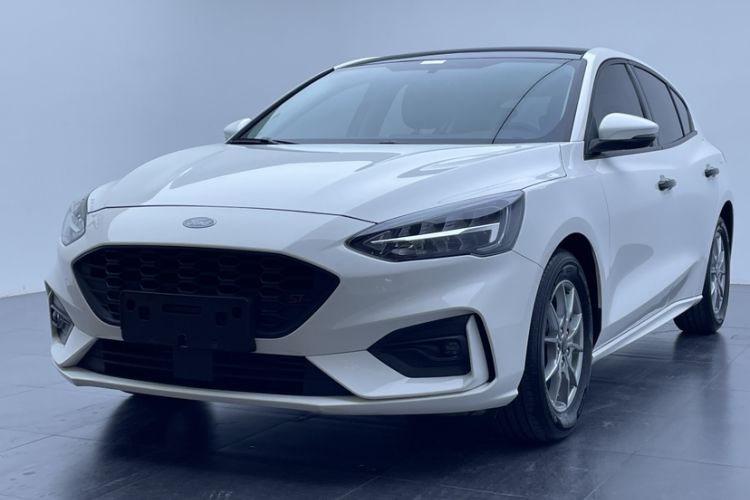 Used Ford Focus 2021 Hatchback EcoBoost 180 Automatic Titanium Edition