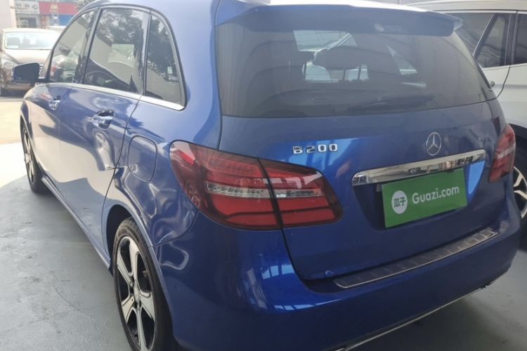 Used Mercedes-Benz B-Class 2015 B 200 Fashion Model