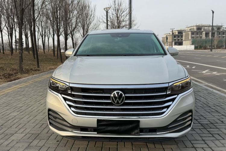 Used Volkswagen Viloran 2023 Revised 380TSI Prestige Edition