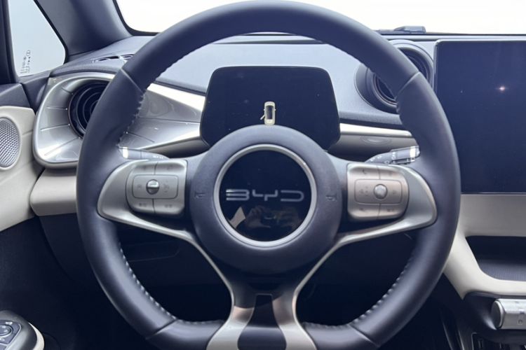 Used BYD Dolphin 2023 420 km Fashion Edition