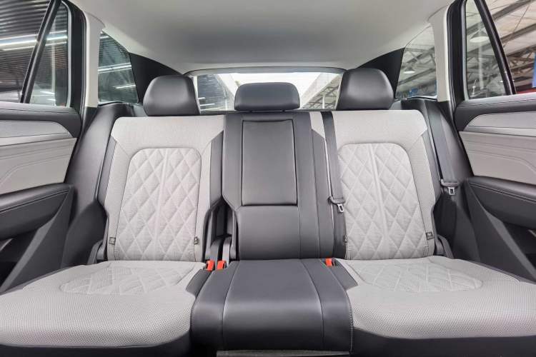 Used Volkswagen Tavendor 2023 380TSI Four-Wheel Drive R-Line Cruise Edition Interior 10