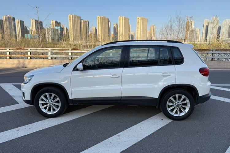 Used Volkswagen Tiguan 2015 1.8TSI Automatic Two-Wheel Drive Comfort Edition Exterior 4