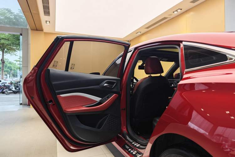 Used MG 5 2021 Revised 300TGI DCT Qingshè Luxurious Enjoyment Edition