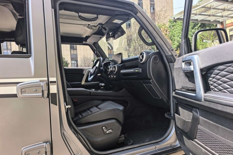 Used BAIC Off-Road BJ40 2023 2.0T Automatic Four-Wheel Drive Ring of the Tower Champion Edition
