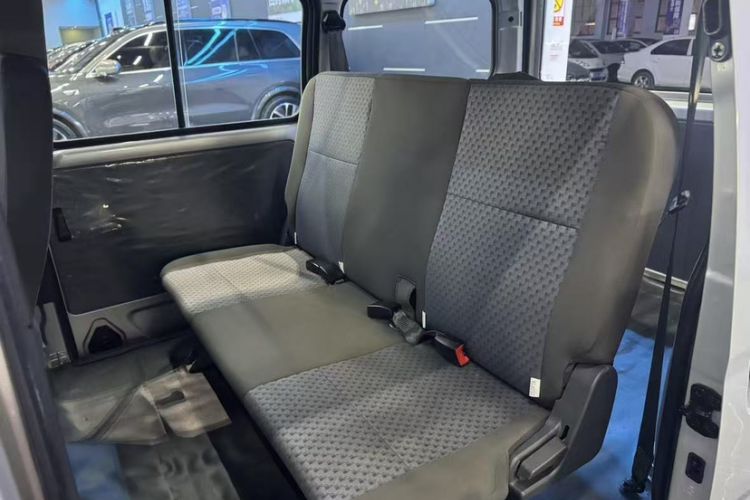 Used Wuling Zhiguang 2023 1.5L Practical Version 5/7 Seats