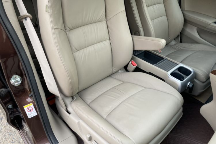 Used Honda Odyssey 2014 2.4L Luxury Edition Right Front Seat