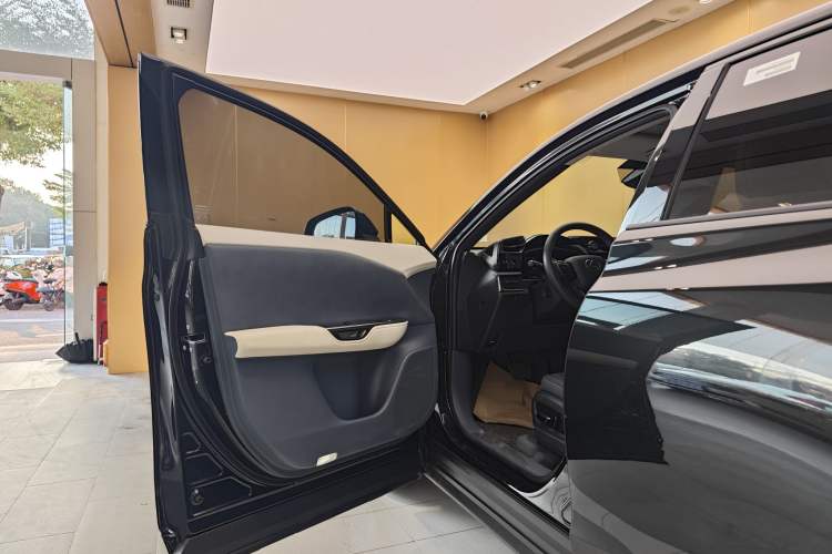 Used Lexus RZ 2023 300e Long-Range Indulgence Edition
