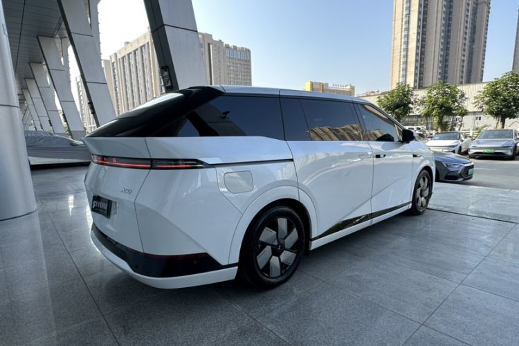 Used XPeng X9 2024 610 Long-Range Pro
