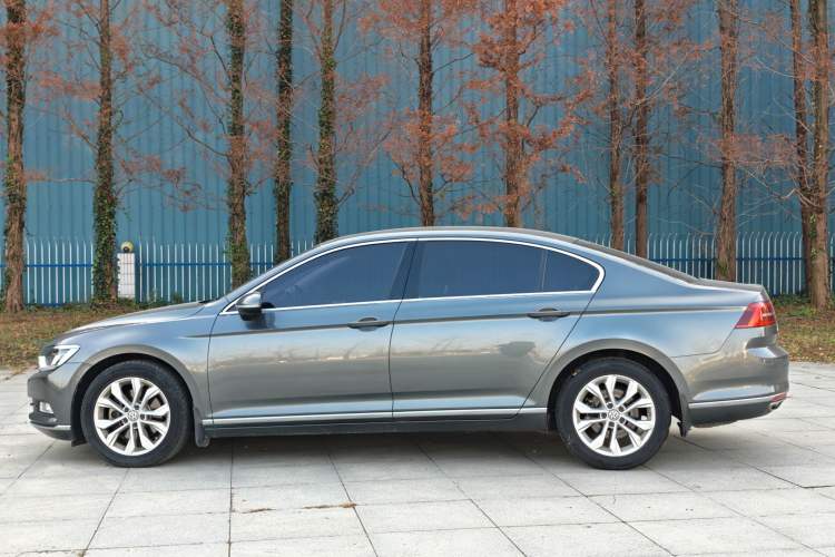 Used Volkswagen Magotan 2017 380TSI DSG Luxury Model