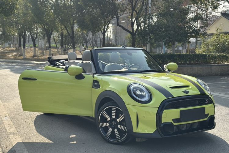 Used MINI MINI 2022 Revised 2.0T COOPER S CABRIO Sidewalk
