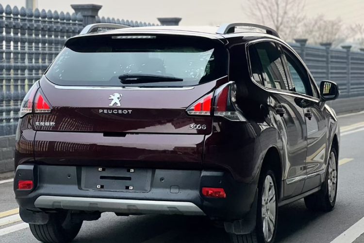 Used Peugeot 3008 2016 2.0L Automatic Classic Edition Exterior 2