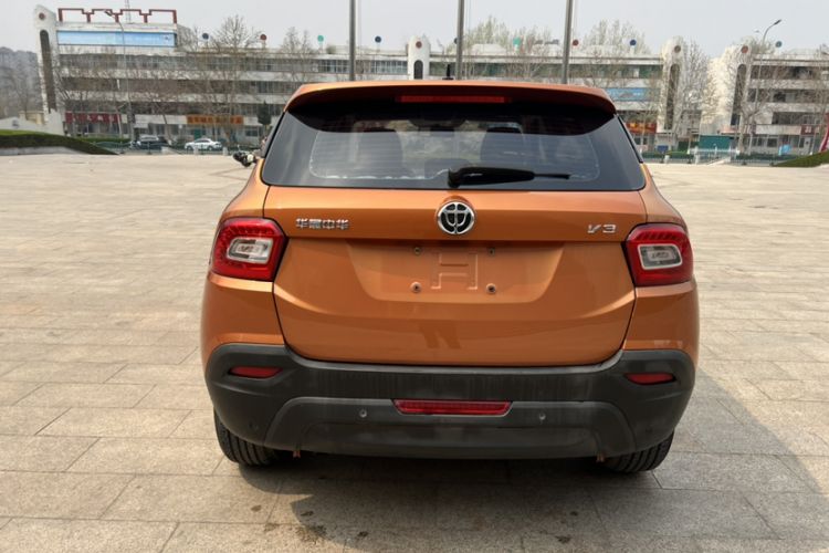 Used Brilliance V3 2016 1.5L Automatic Comfort Model Exterior 3